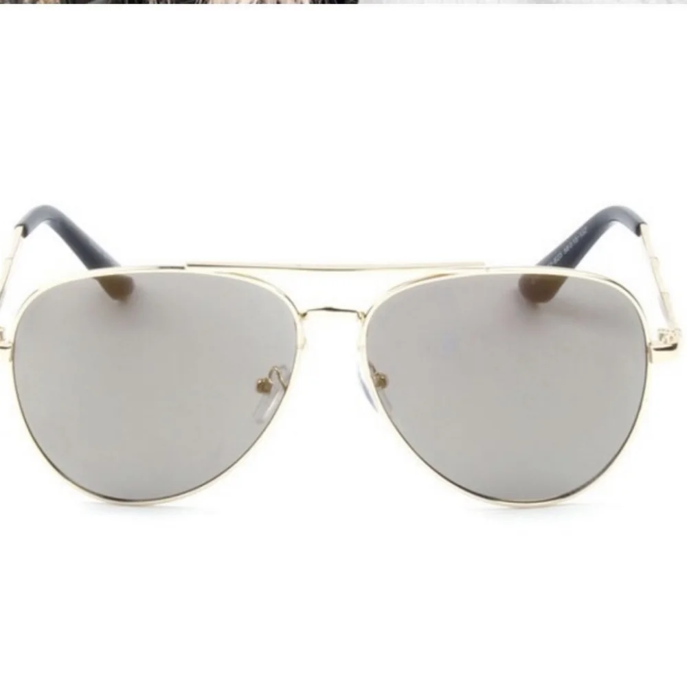 Kara and Kate aviator sunglasses silvertone
